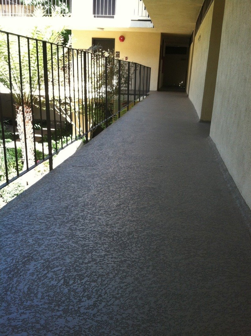 imgi_17_walk9