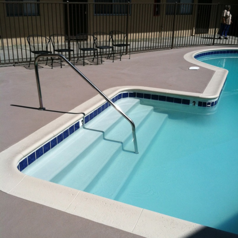 Pool2